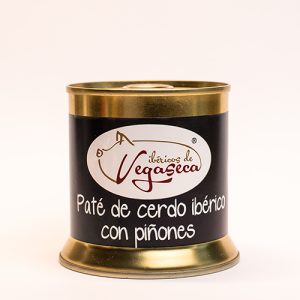 Paté de cerdo ibérico con piñones Vegaseca